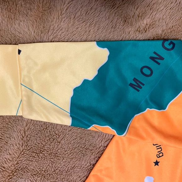 Men's Hoodie Pullover Sweatshirt with Graphic Global Map -- Size L  (Never worn) - Picture 7 of 9